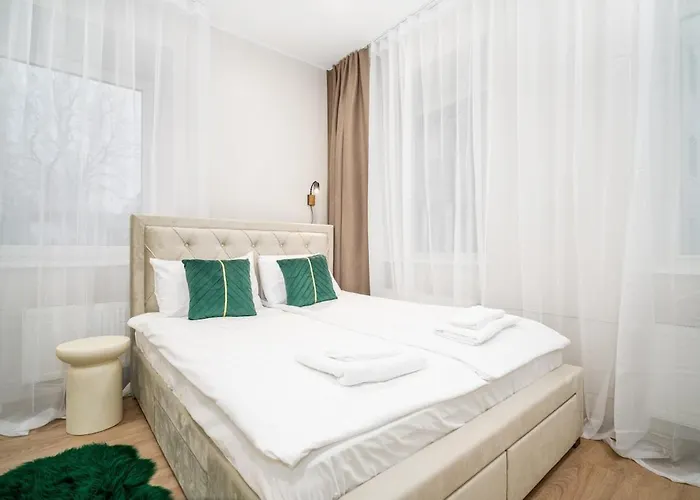 Airport-bus - 13 North - Comfort 5 Apartman