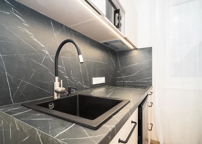 Airport-bus - 13 North - Comfort 5