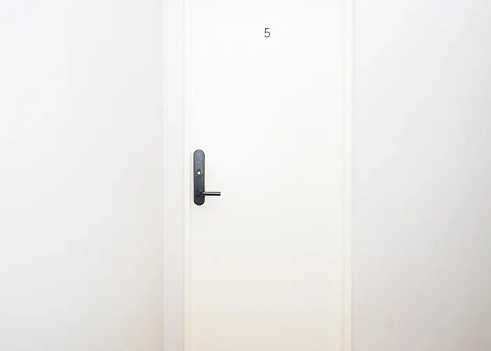 Airport-bus - 13 North - Comfort 5 * Ταλίν